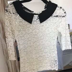 Quarter sleeve, lacy, blouse
